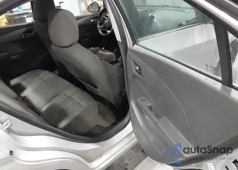 2015 Chevrolet Sonic Lt из США, поврежденный, VIN 1G1JC5SH5F4156668